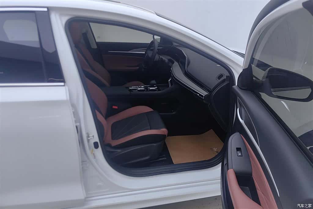 Changan Eado, 2025 8