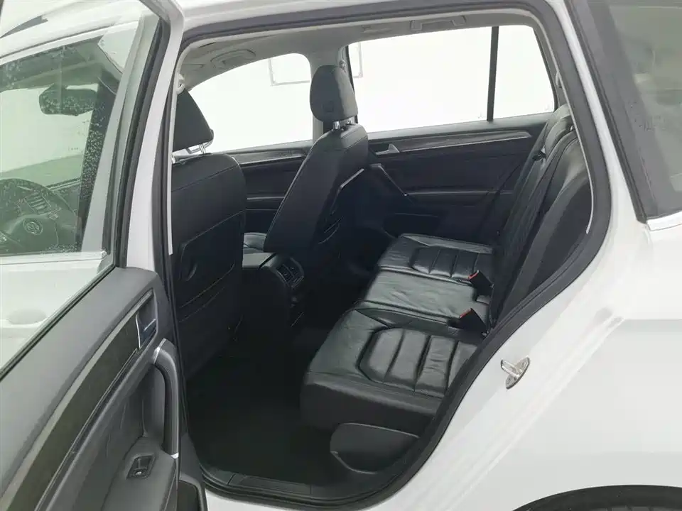 Volkswagen Golf*Jiayu