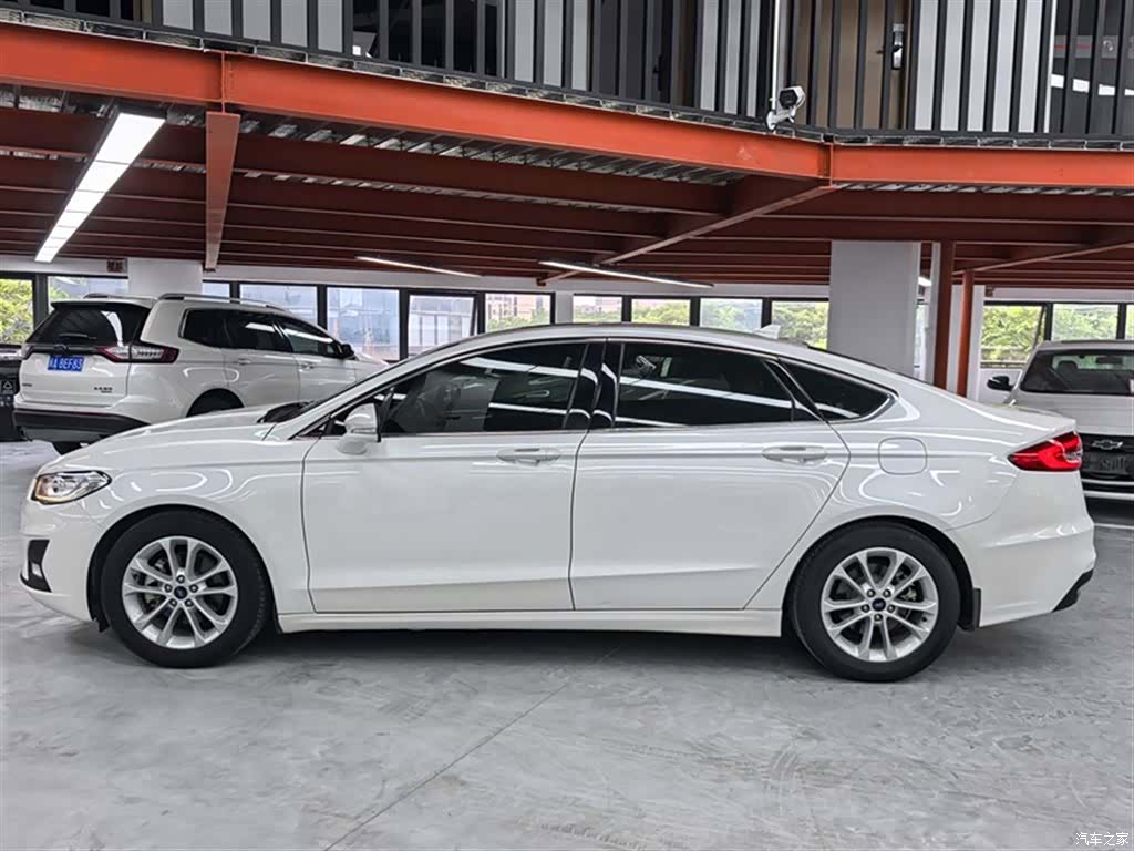 Ford Mondeo, 2019 17