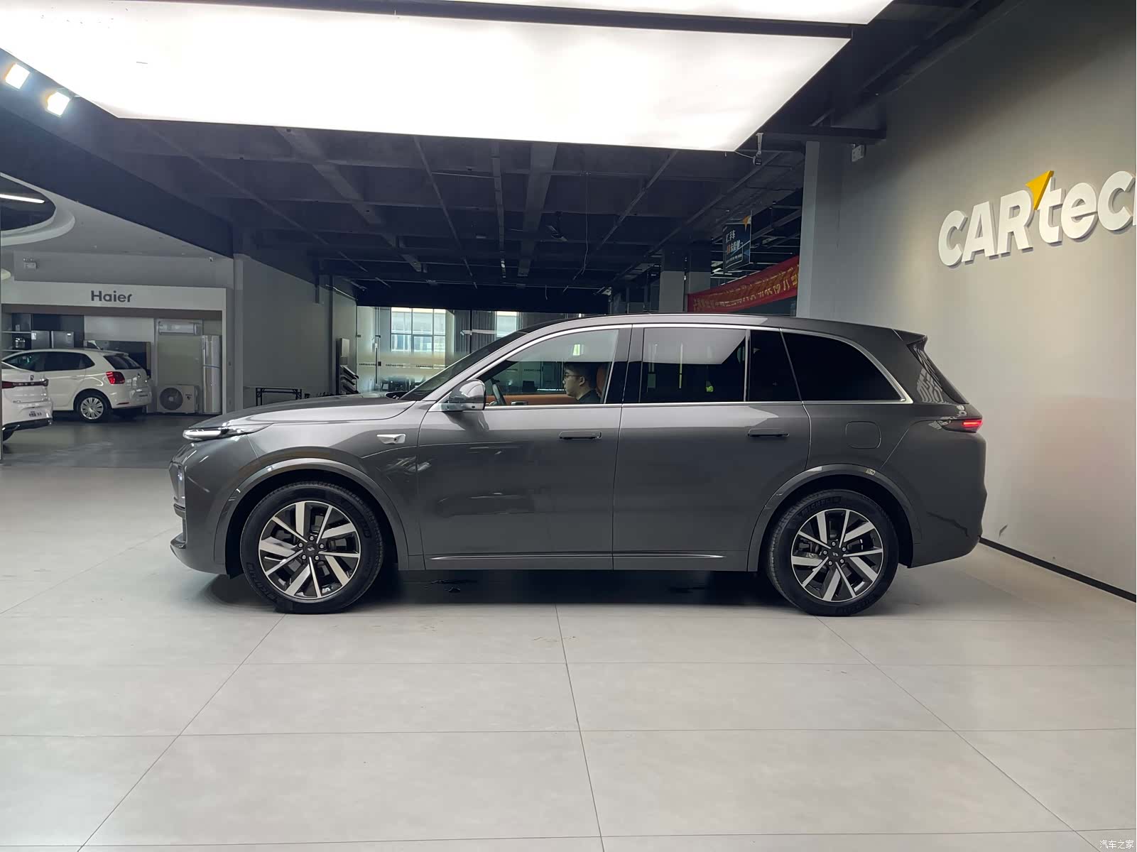 Li Auto L8, 2022 8