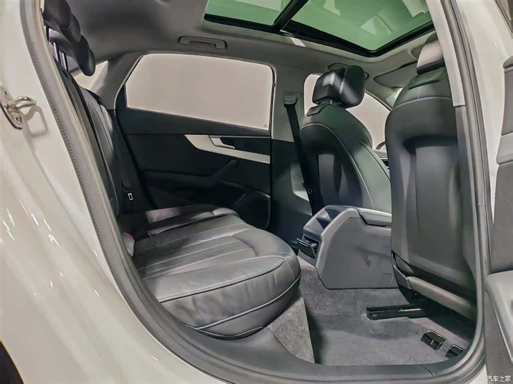Audi A4L, 2021 6