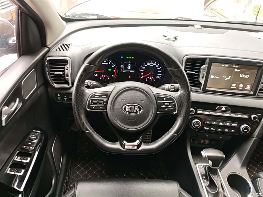 Kia KX5, 2017 11