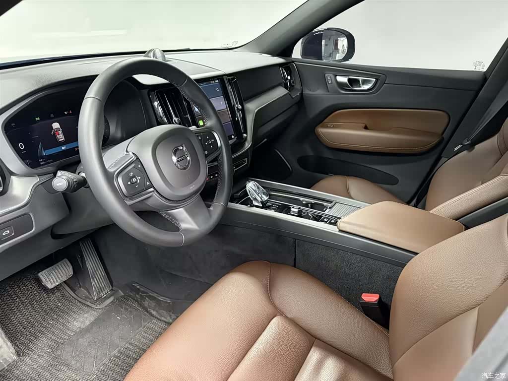 Volvo XC60, 2024 6