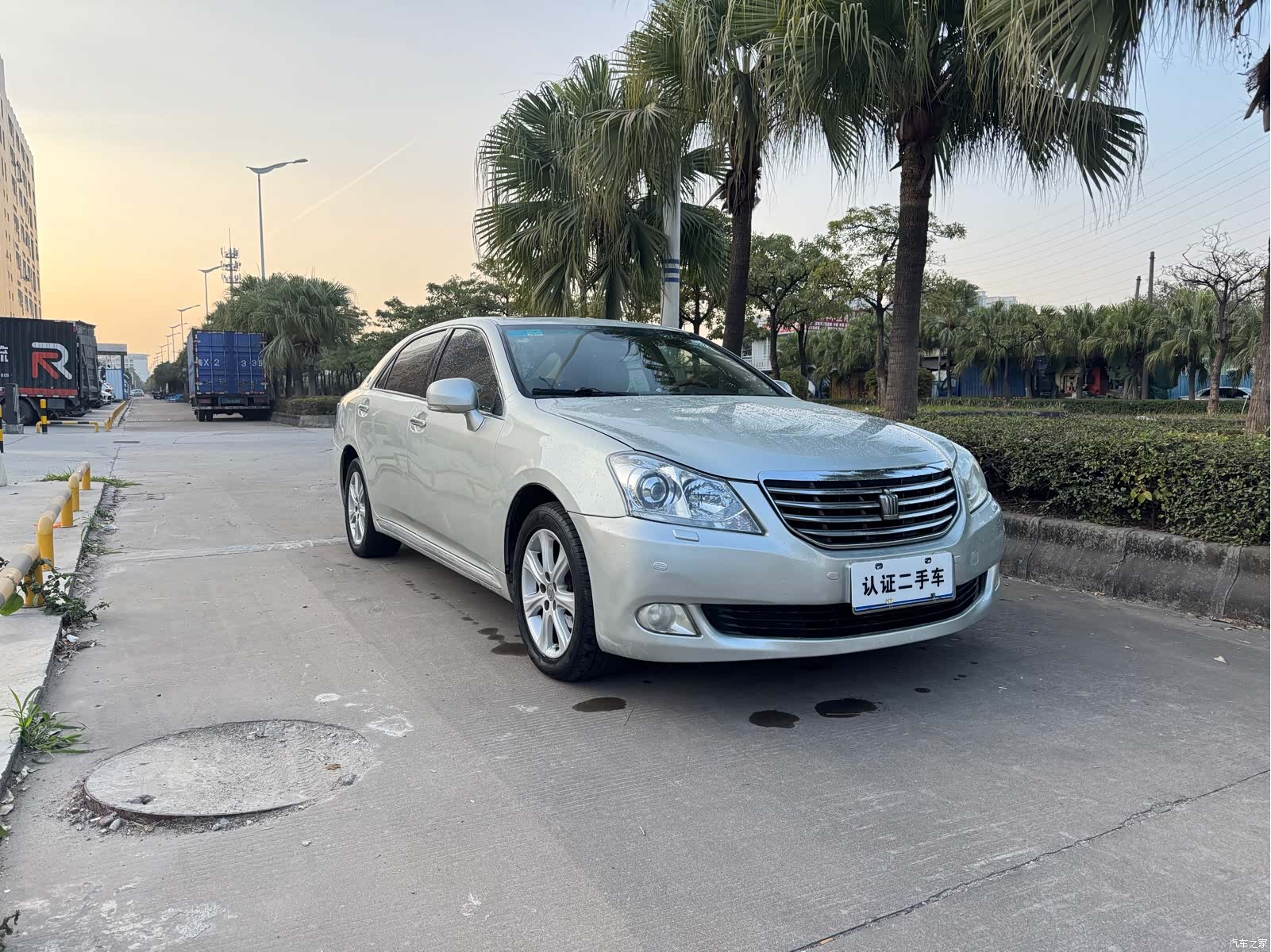 Toyota Crown, 2010 3
