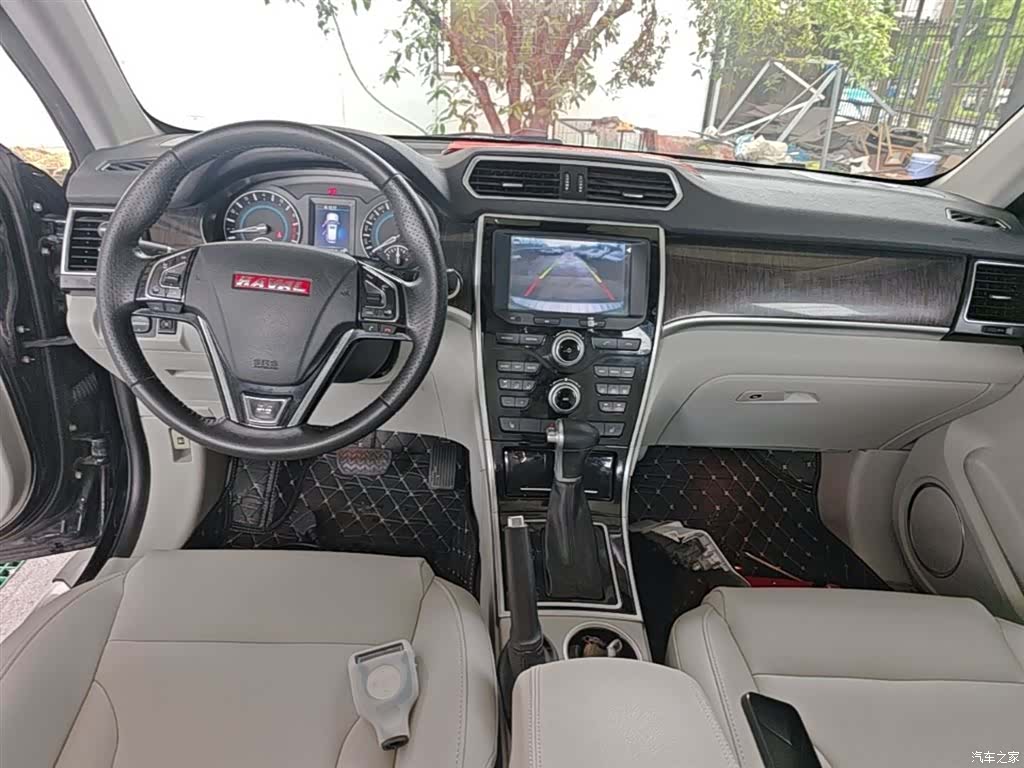 Haval H2, 2015 10