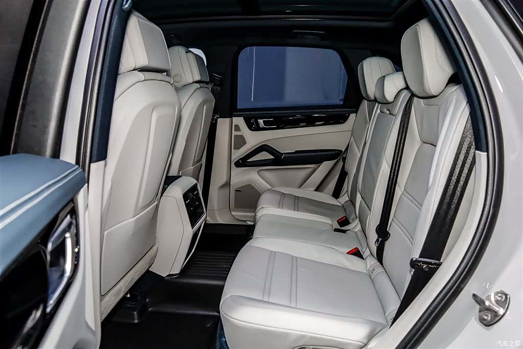 Porsche Cayenne, 2021 11