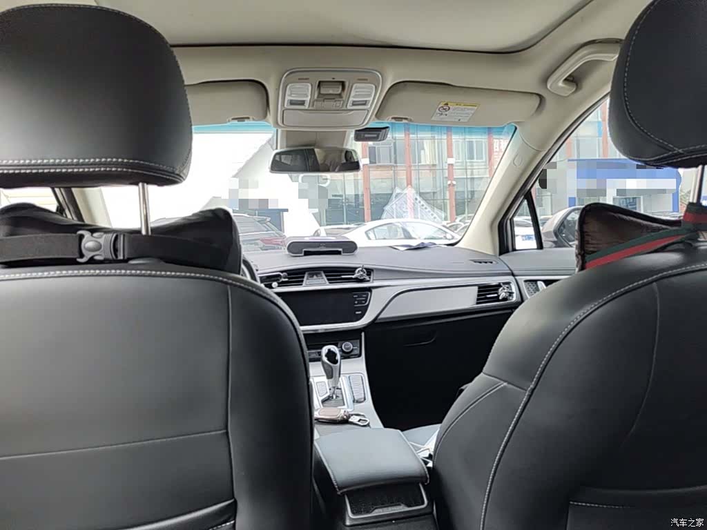 Geely Emgrand, 2018 18