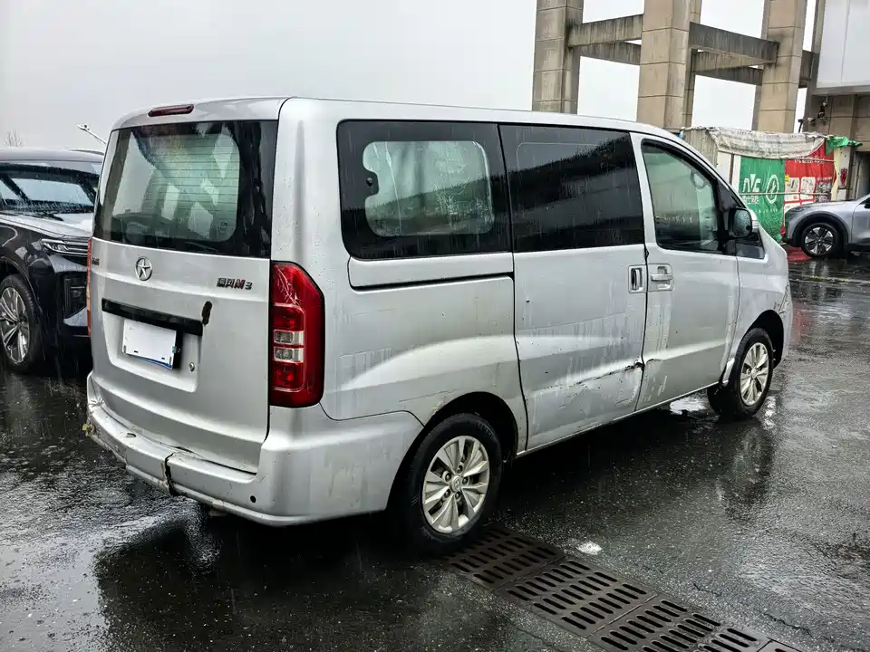 JAC Refine Ruifeng M3