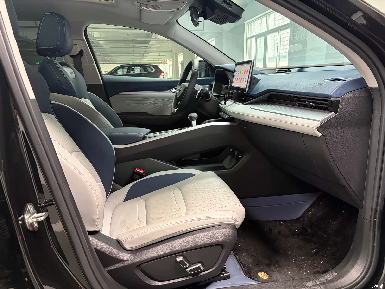 Geely Preface, 2024 15