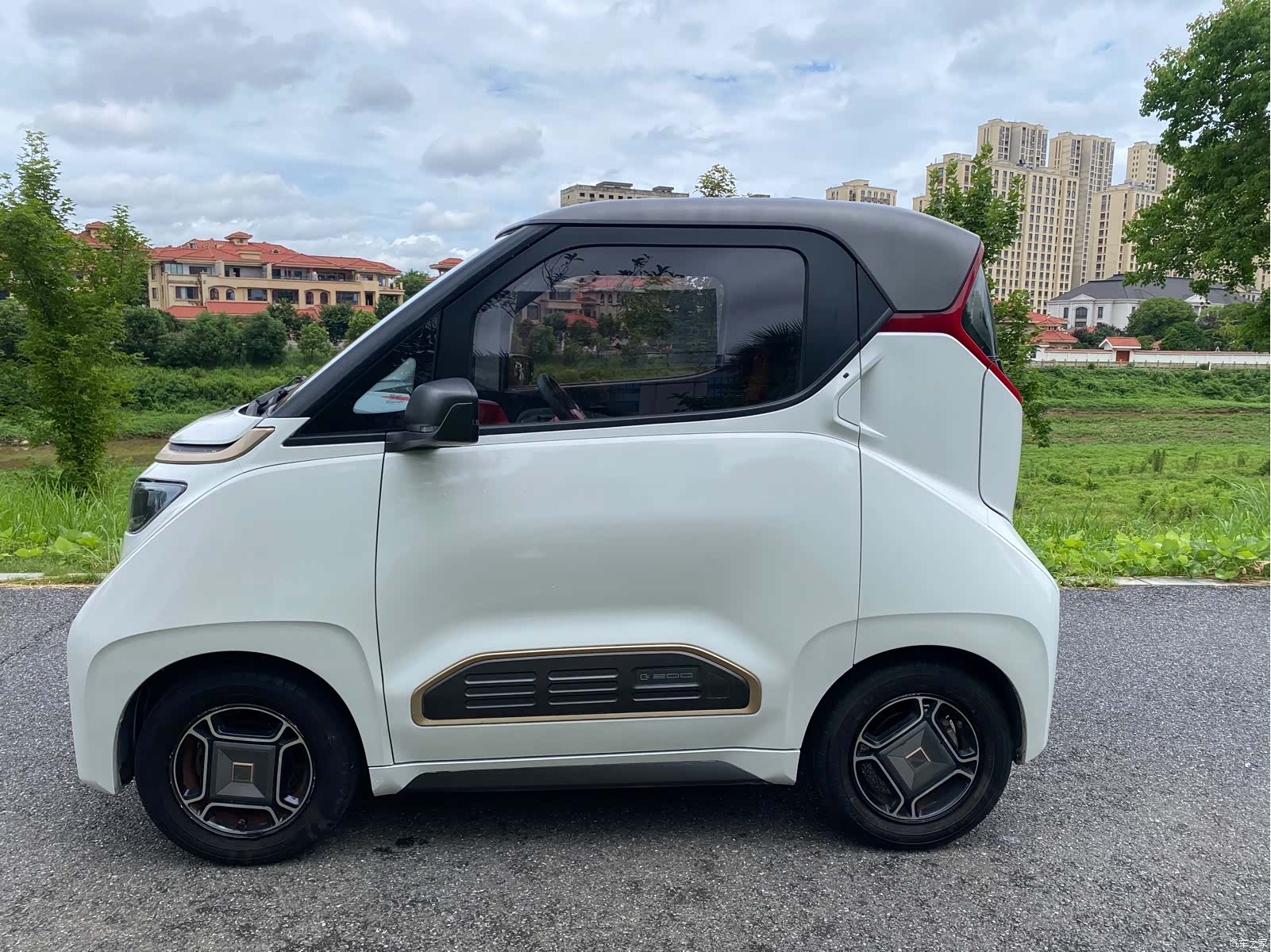 Wuling E200, 2020 4