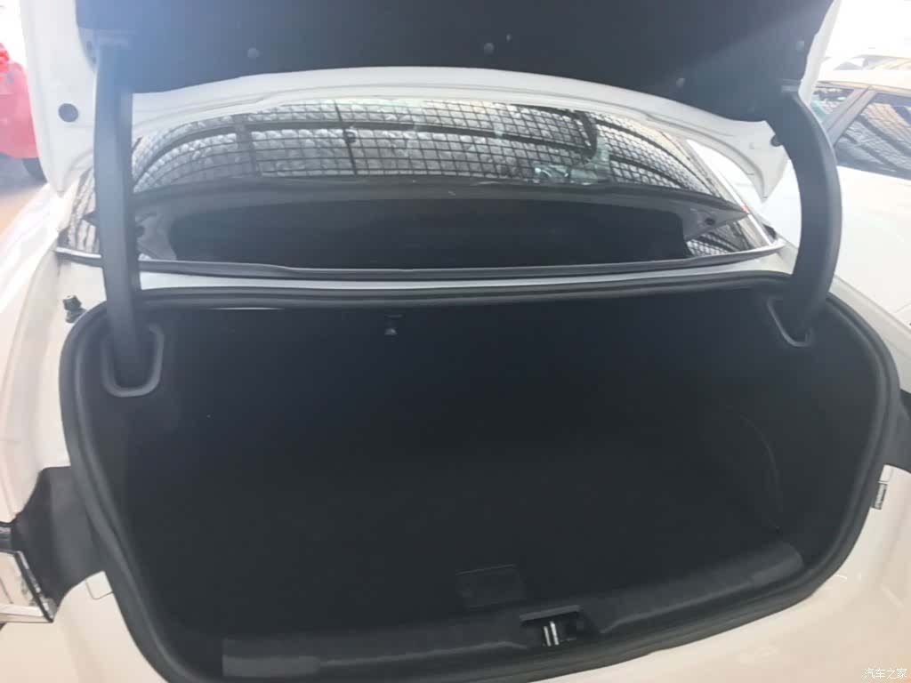 Lynk & Co 01, 2019 19