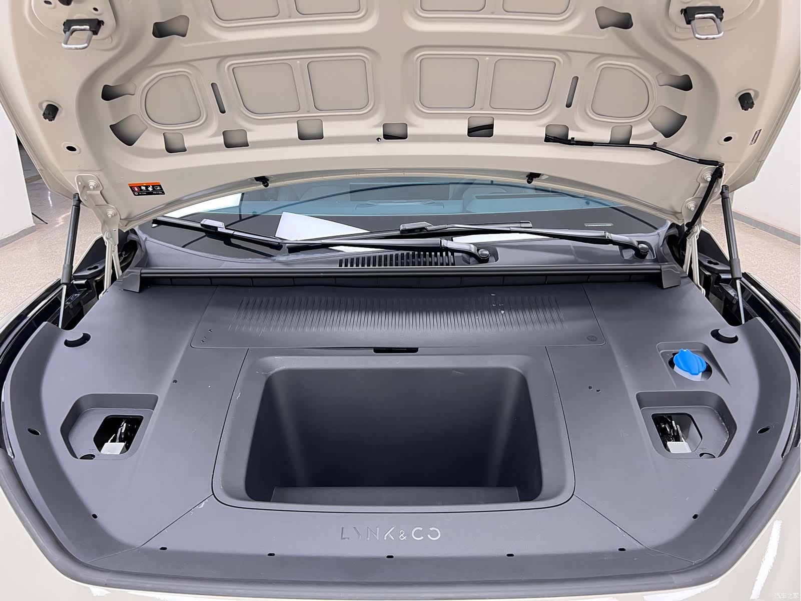 Lynk & Co 02, 2025 31