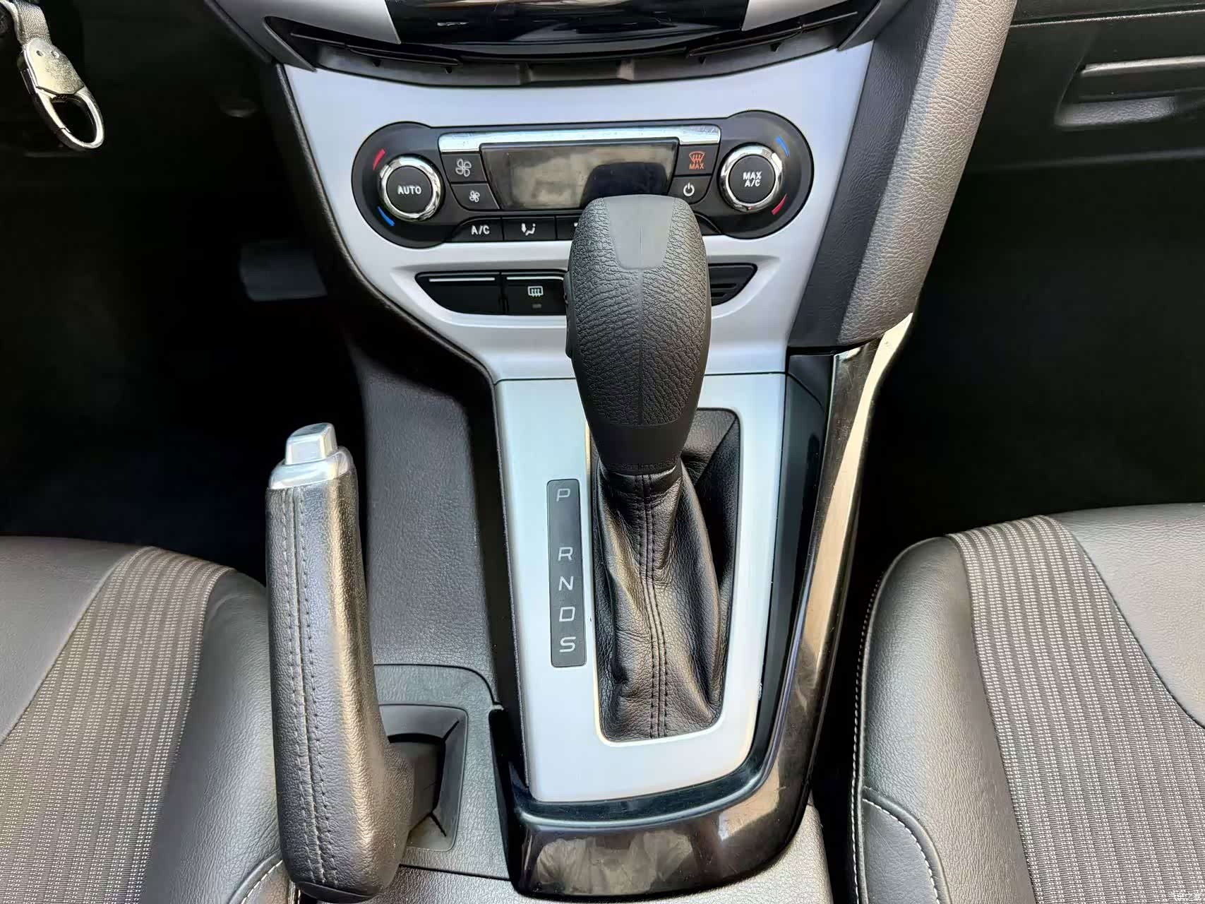 Ford Focus, 2013 13