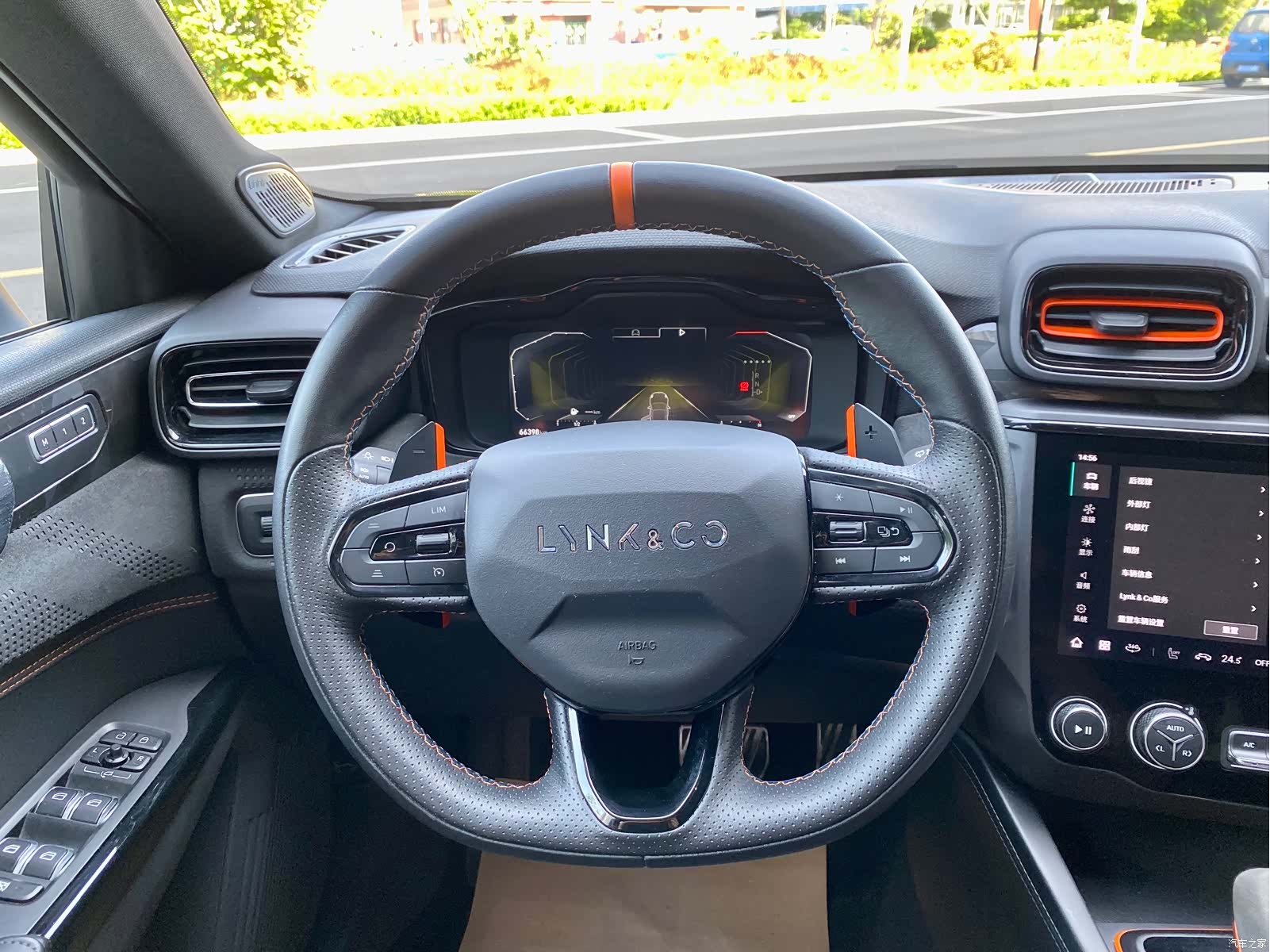 Lynk & Co 02, 2022 15