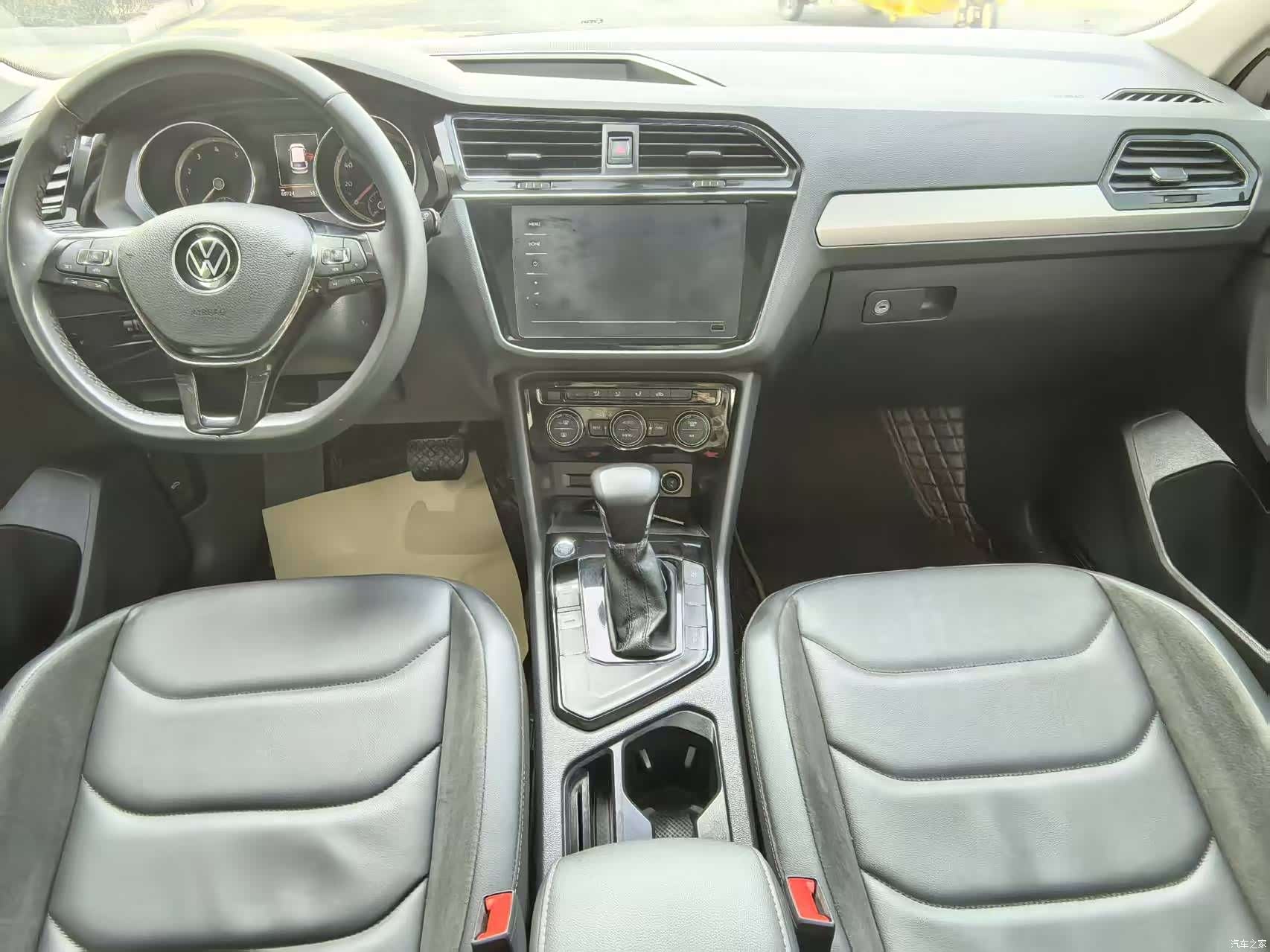 Volkswagen Tiguan L, 2021 10