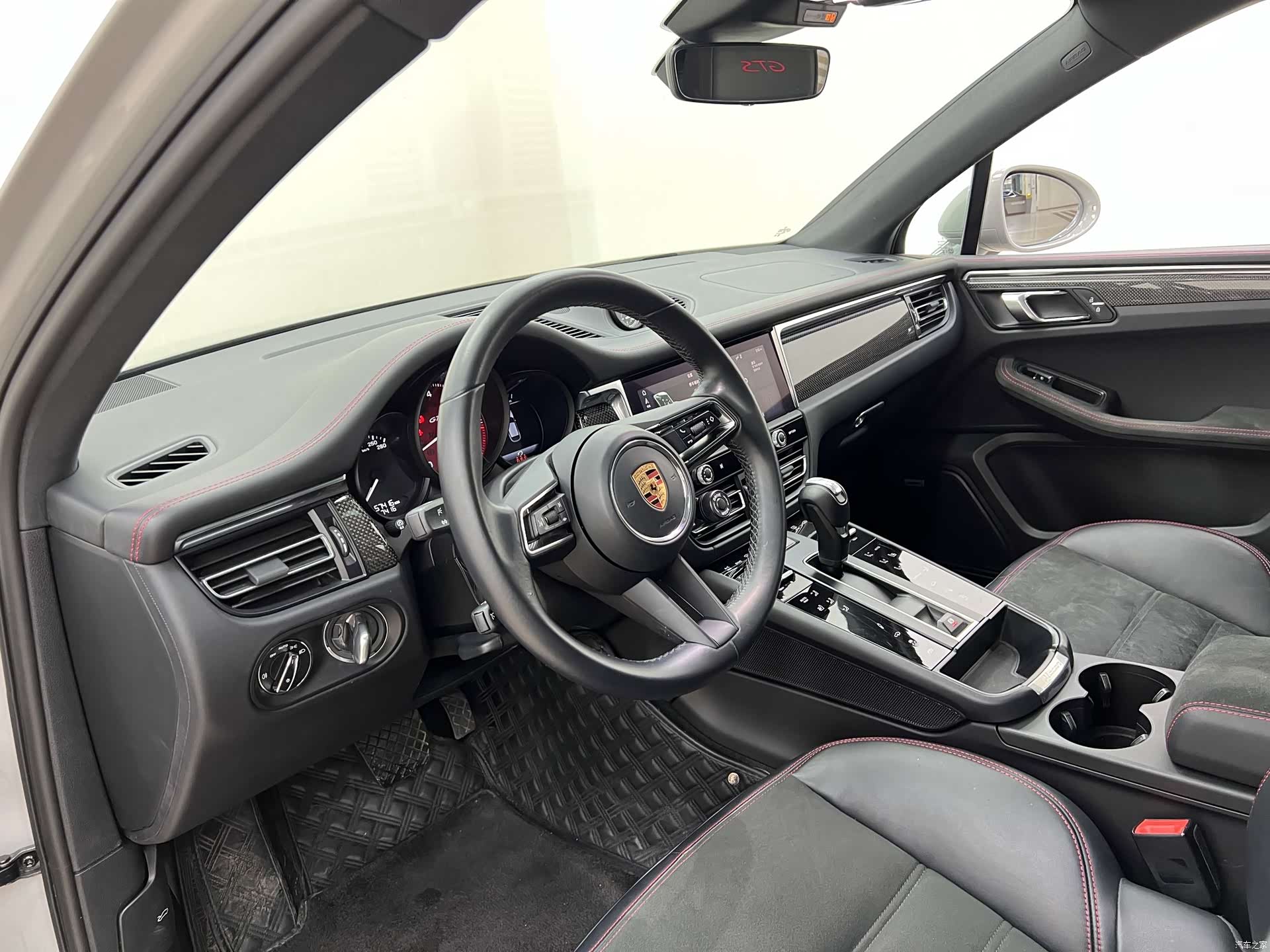 Porsche Macan, 2024 15
