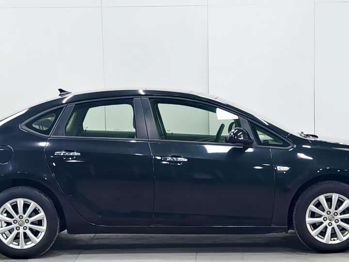 Buick Excelle GT 2013 GT 1.6L АКПП shi shang ban