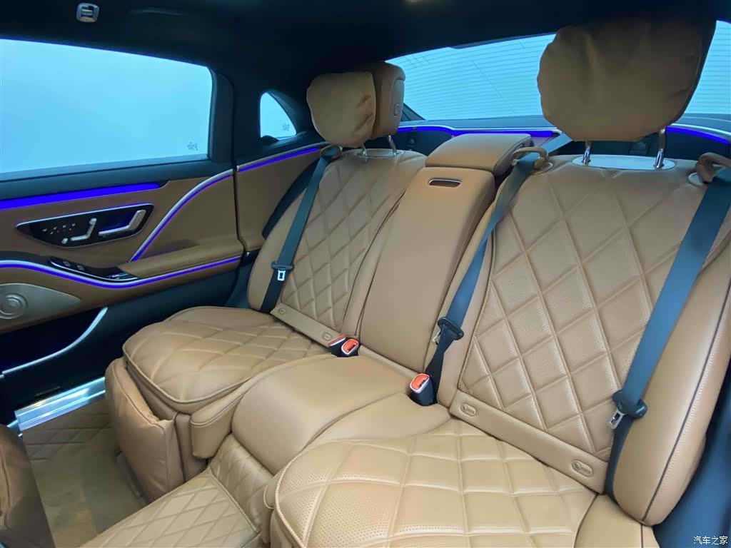Maybach S-Class, 2023 10