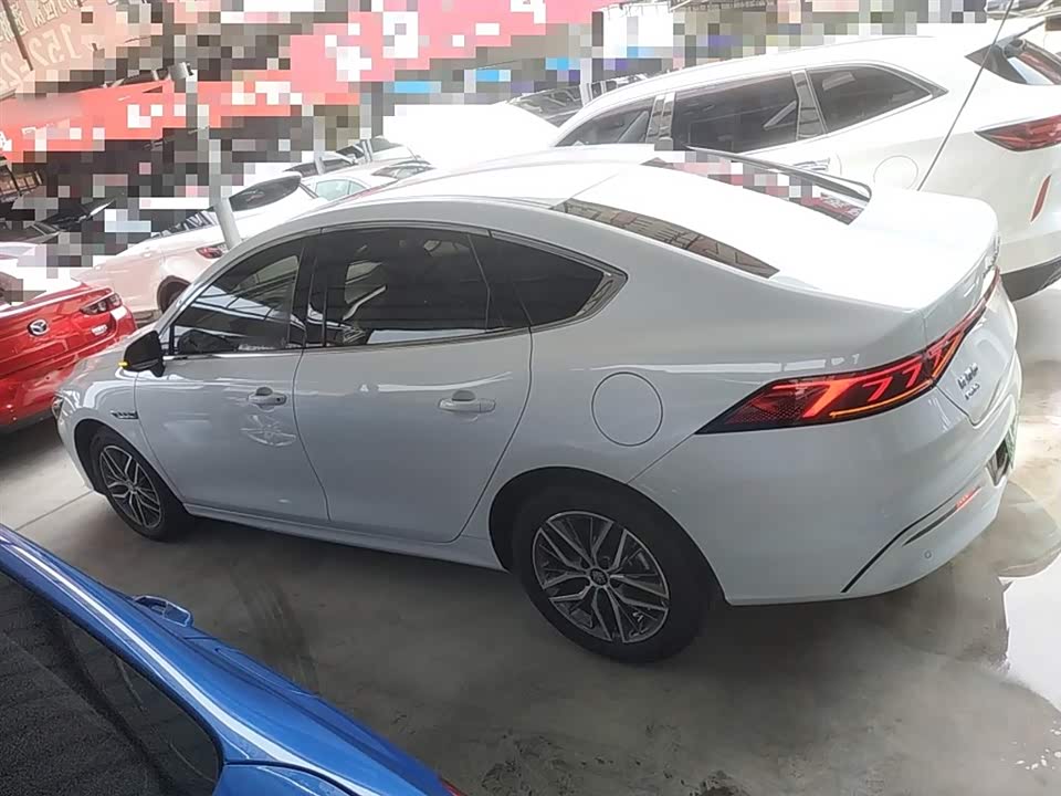 BYD Qin Yuan BYD Qin Yuan