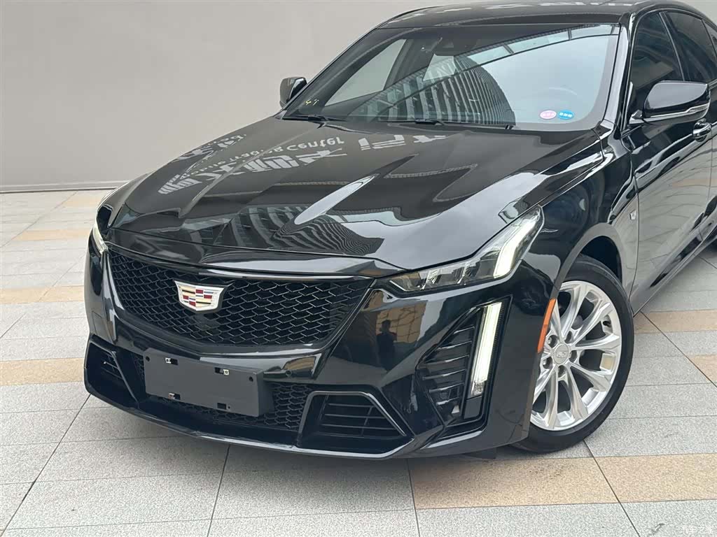 Cadillac CT5, 2022 2