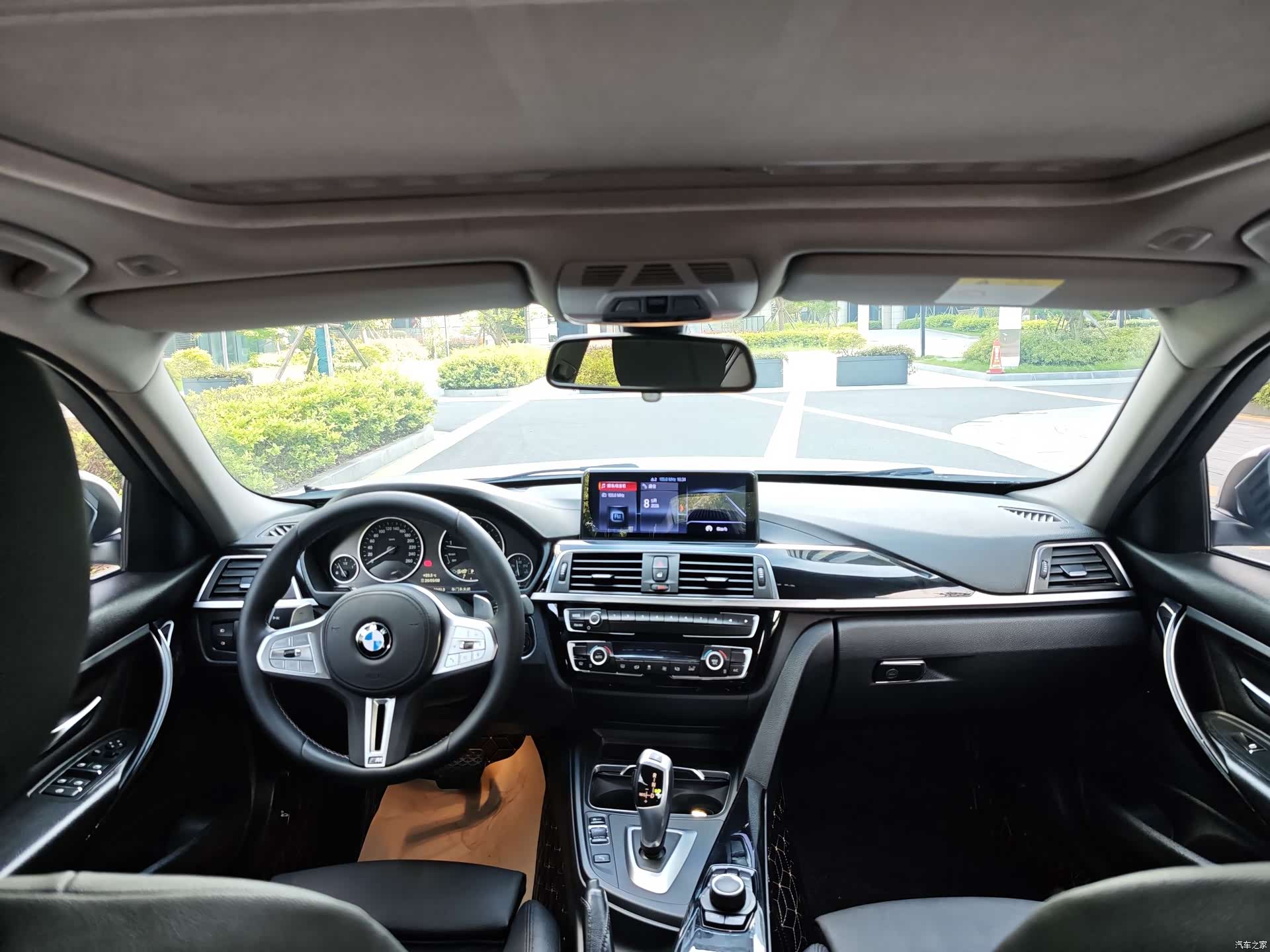 BMW 3 Series, 2018 10