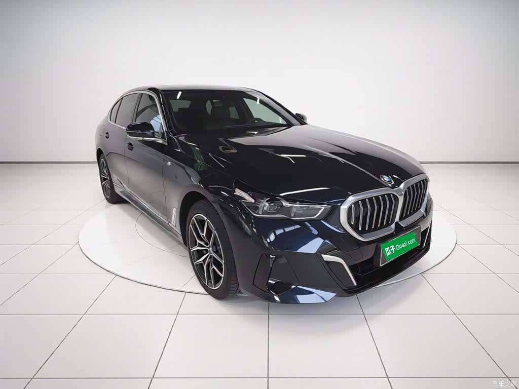BMW i5, 2025 4