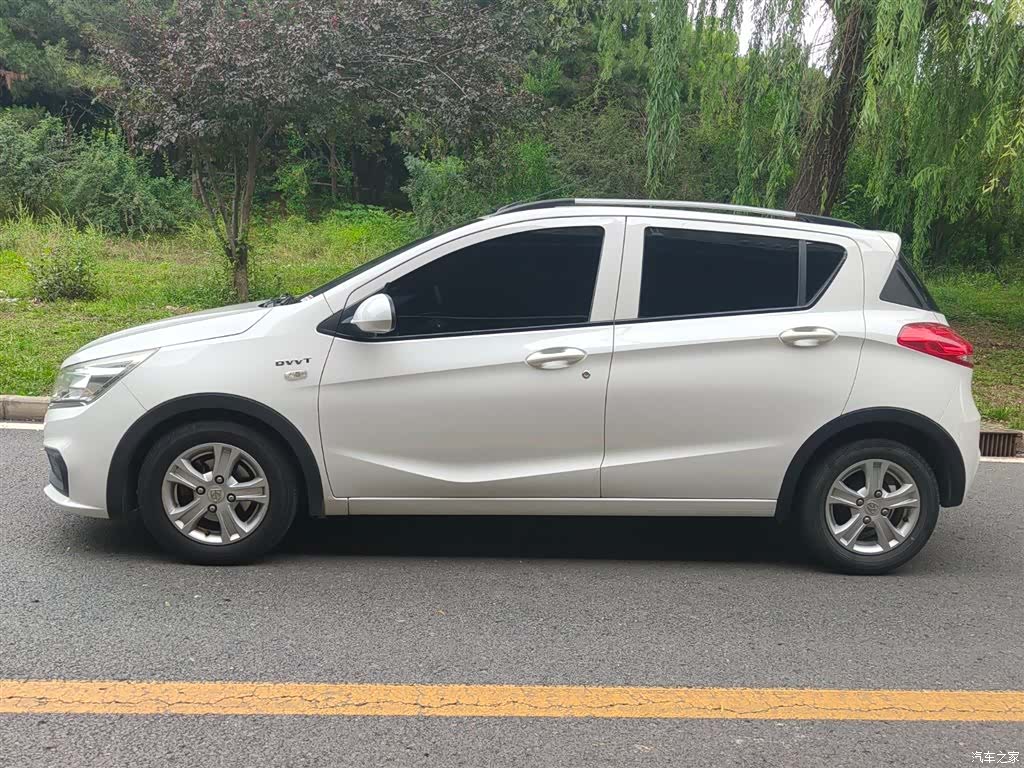 Wuling 310, 2018 3
