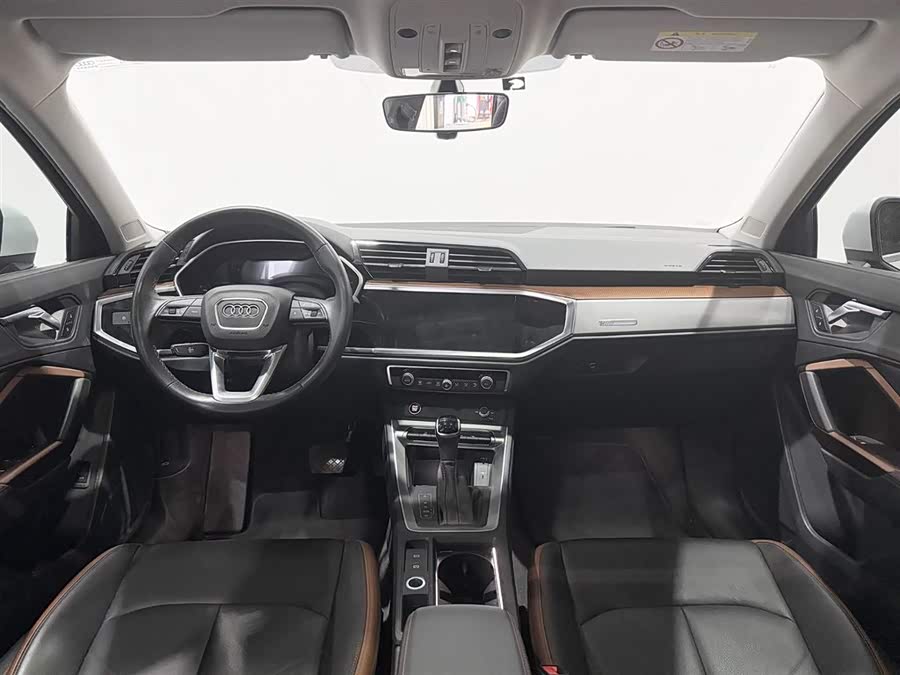 Audi Q3 2023, фото 11