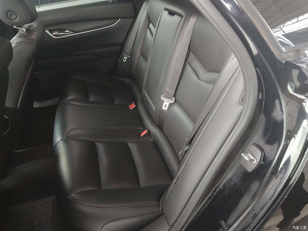 Cadillac XTS, 2018 17