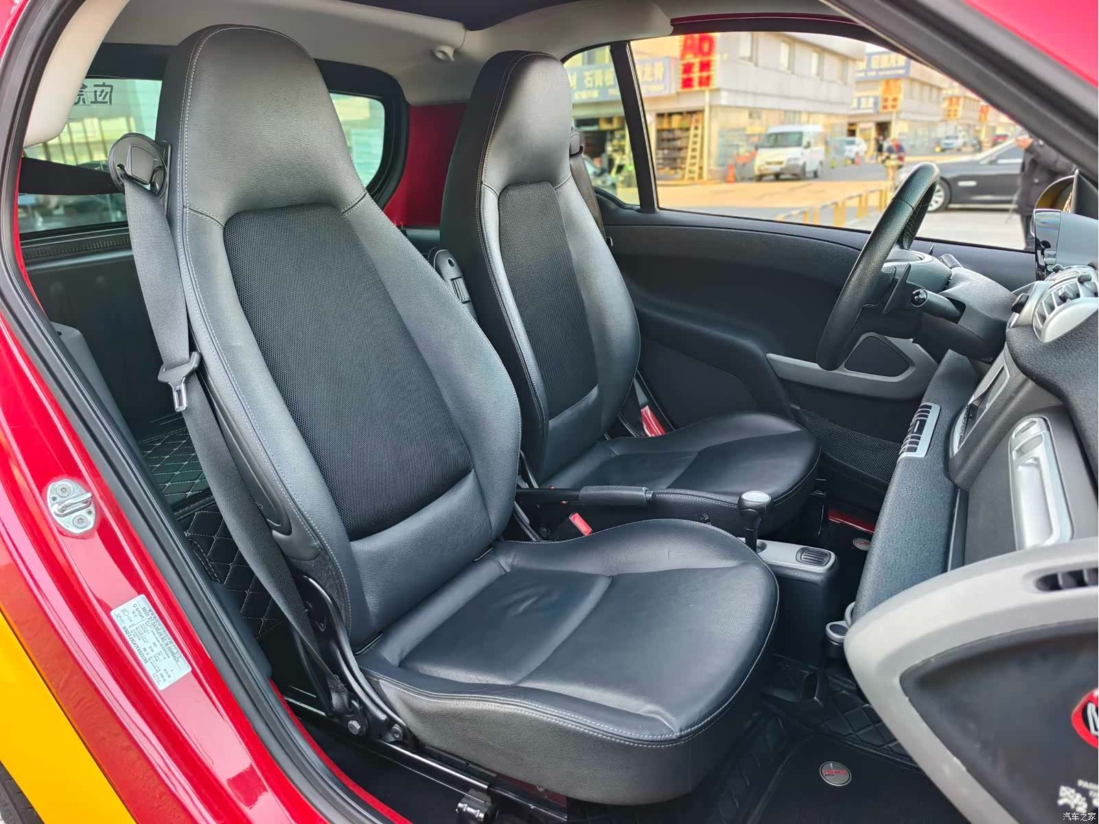 Smart Fortwo, 2015 13