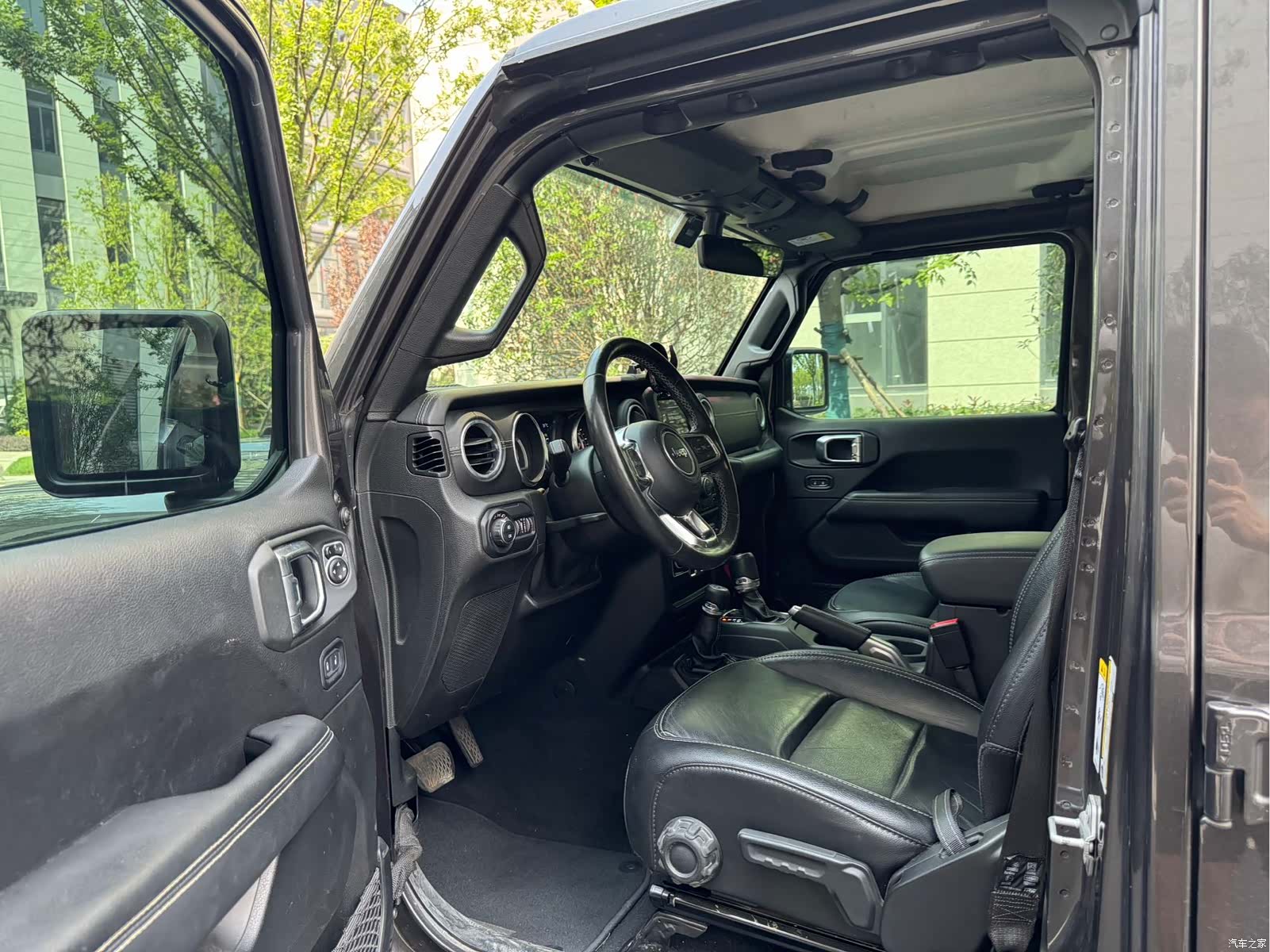 Jeep Wrangler, 2019 4