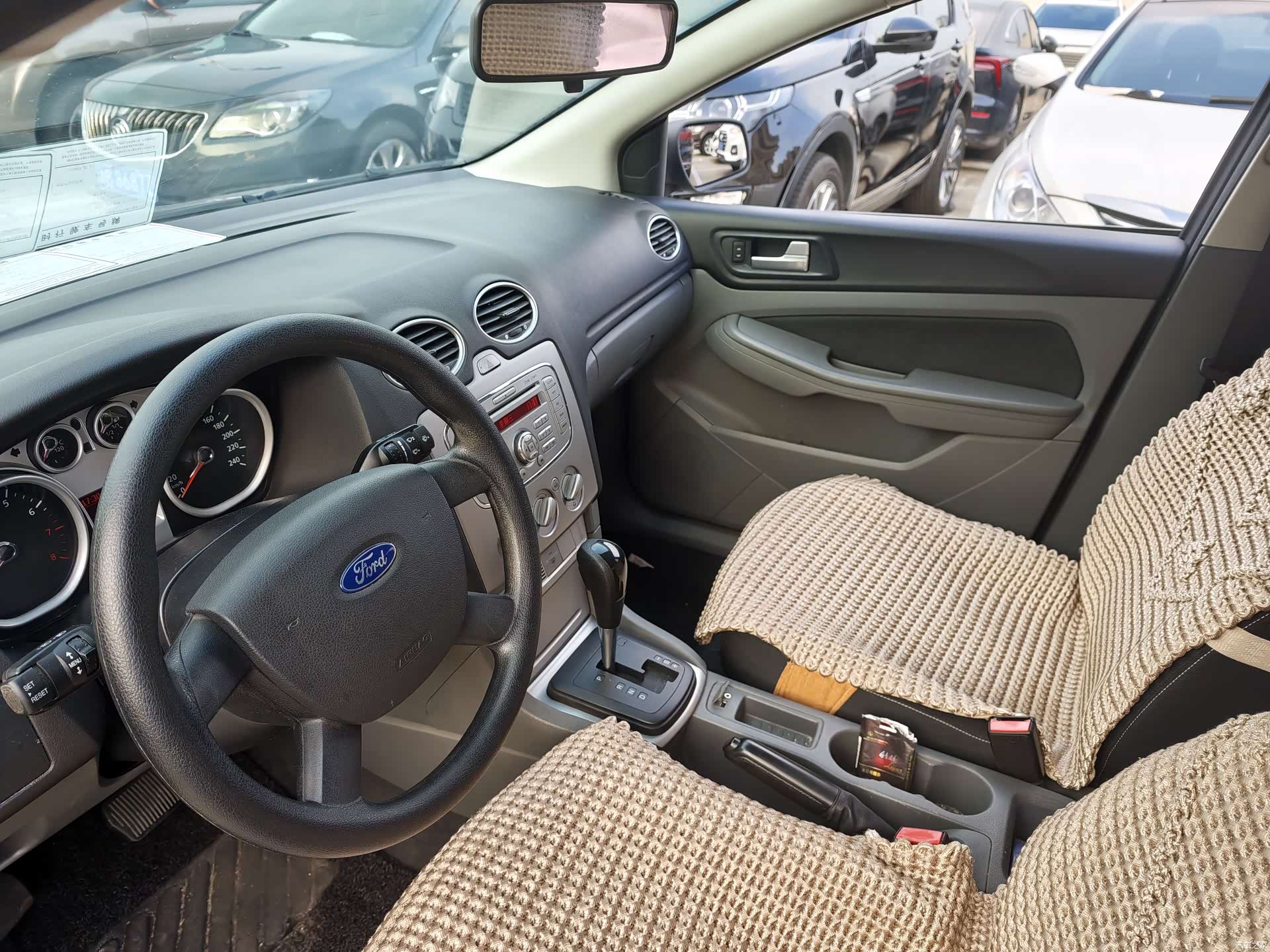 Ford Focus, 2013 все фото
