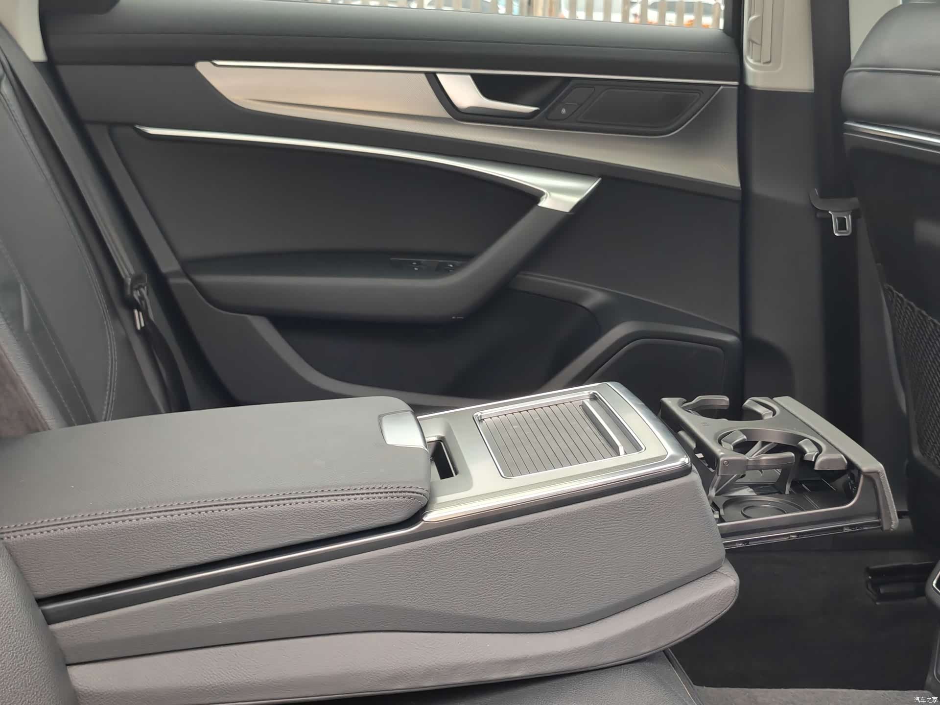 Audi A6L, 2021 30
