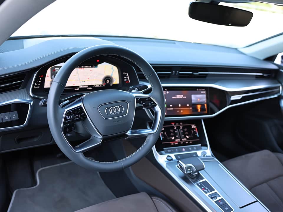 Audi A7L