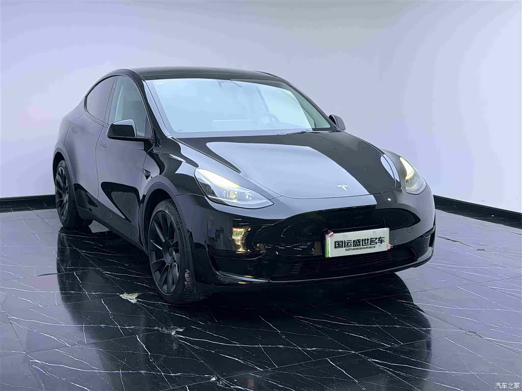 Tesla Model Y, 2023 3