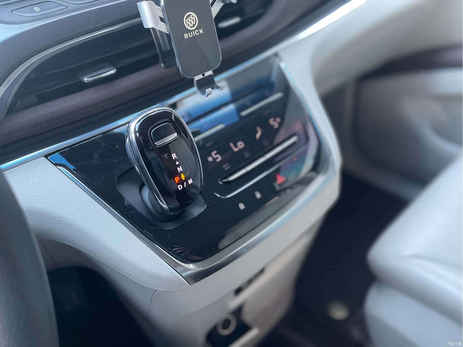 Buick GL8, 2021 15