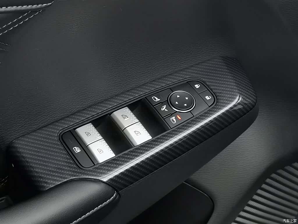 Mitsubishi Outlander, 2023 9