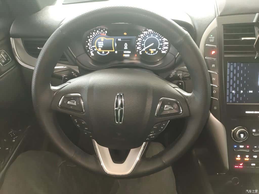 Lincoln MKC, 2017 7