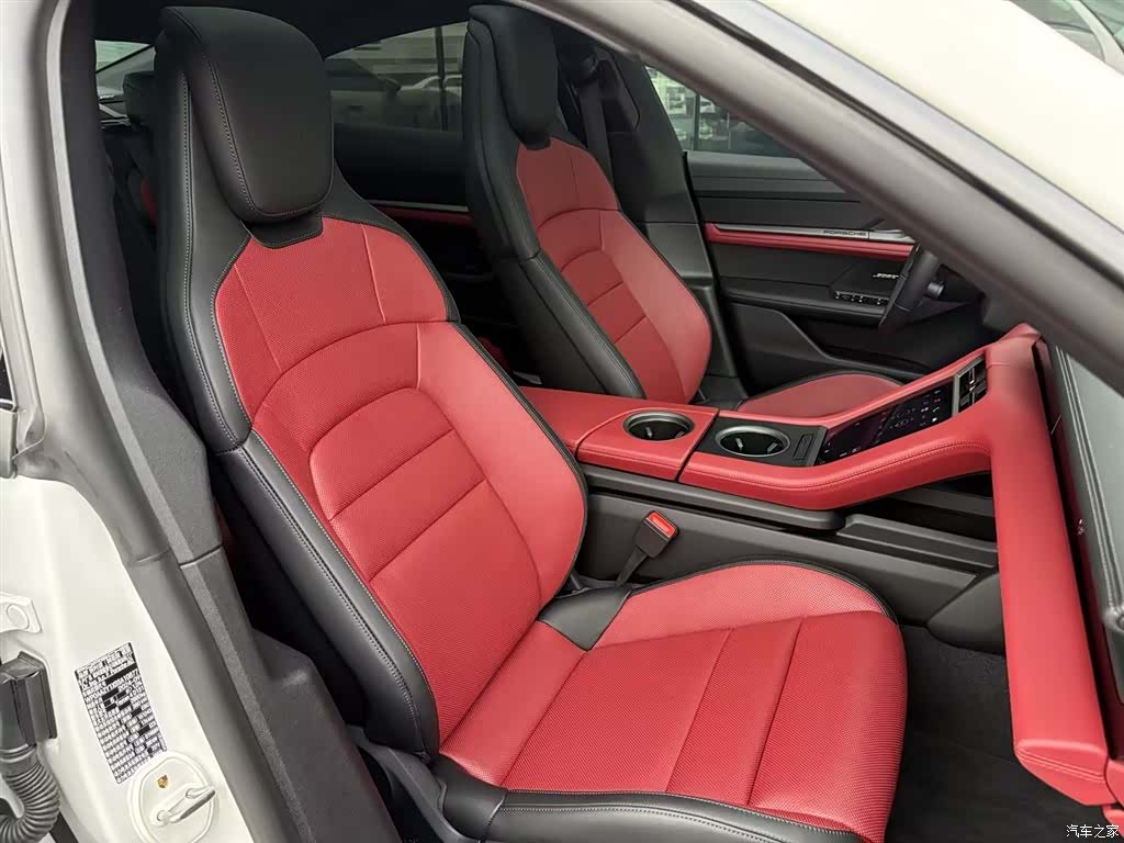 Porsche Taycan, 2025 23