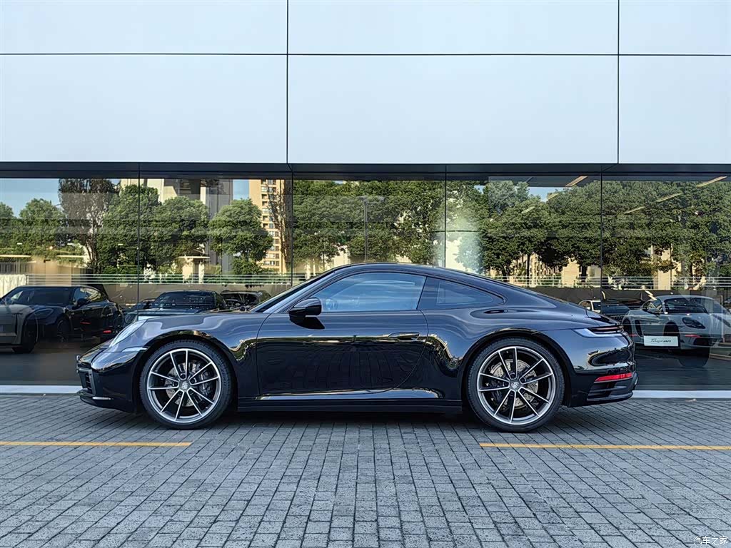Porsche 911, 2023 2