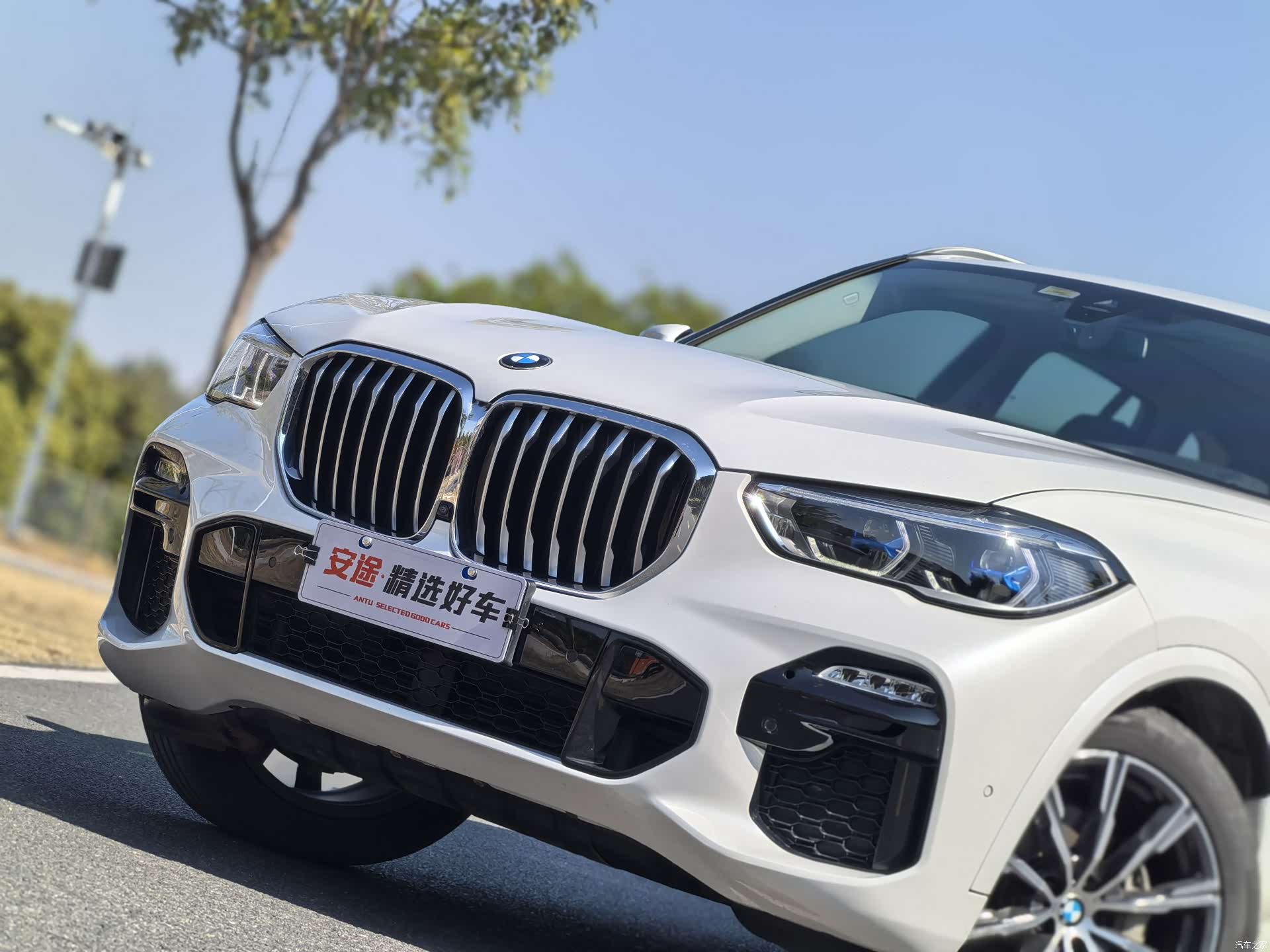 BMW X5, 2019 все фото