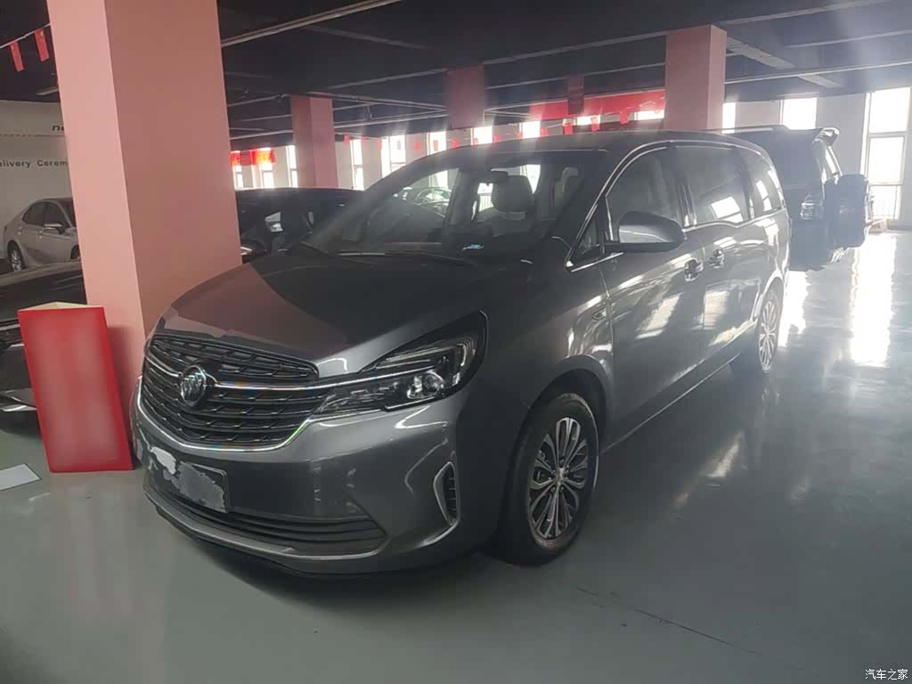 Buick GL8, 2020 1