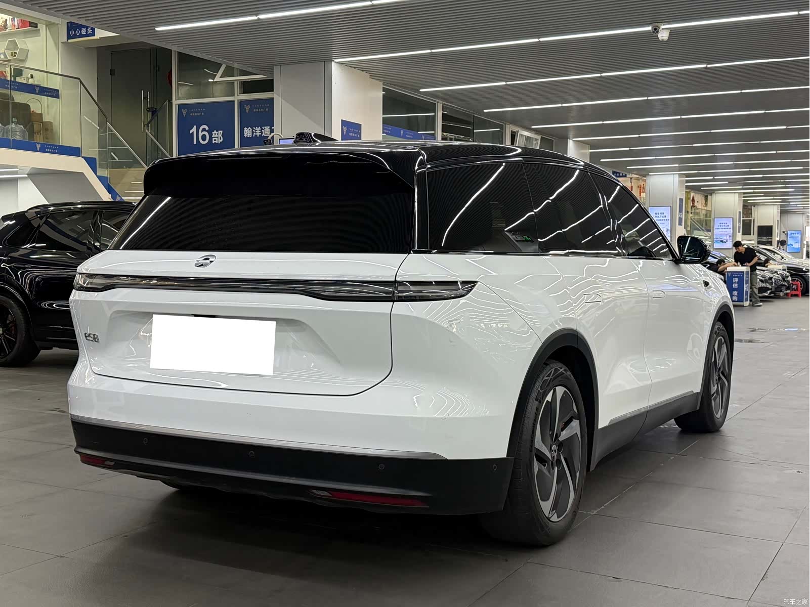 NIO ES8, 2024 4