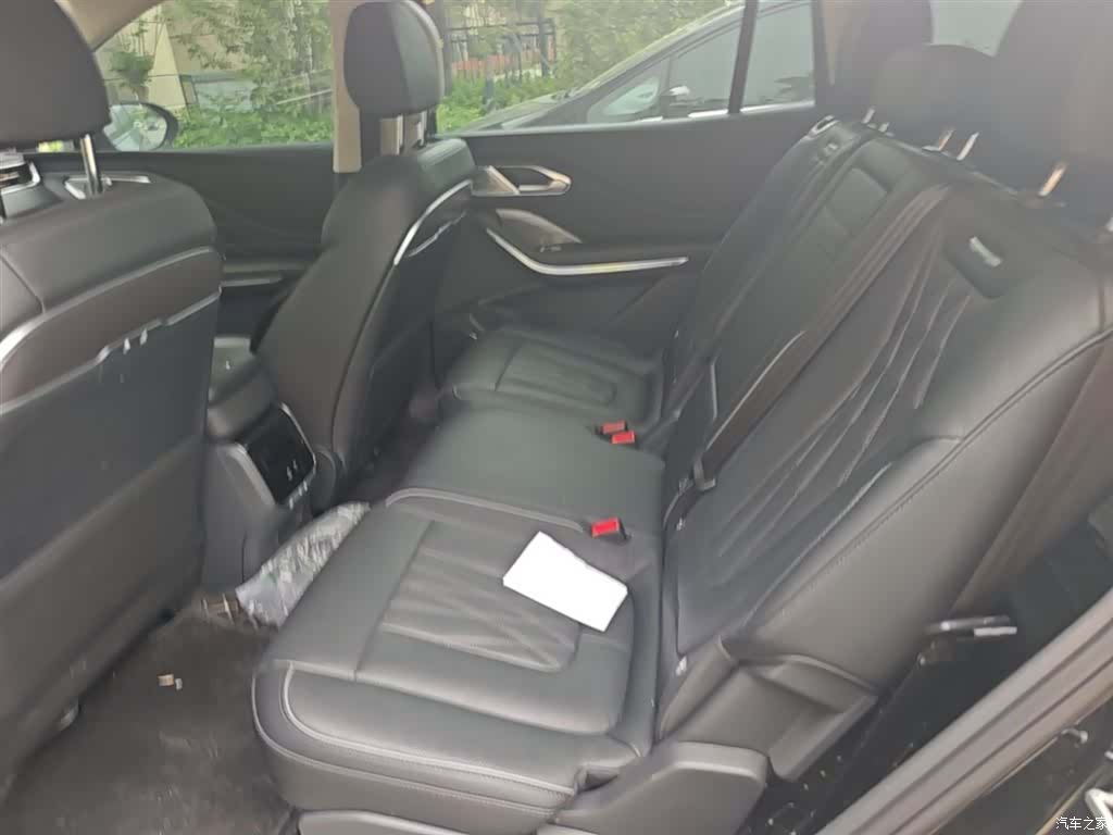 Hongqi HS7, 2024 17