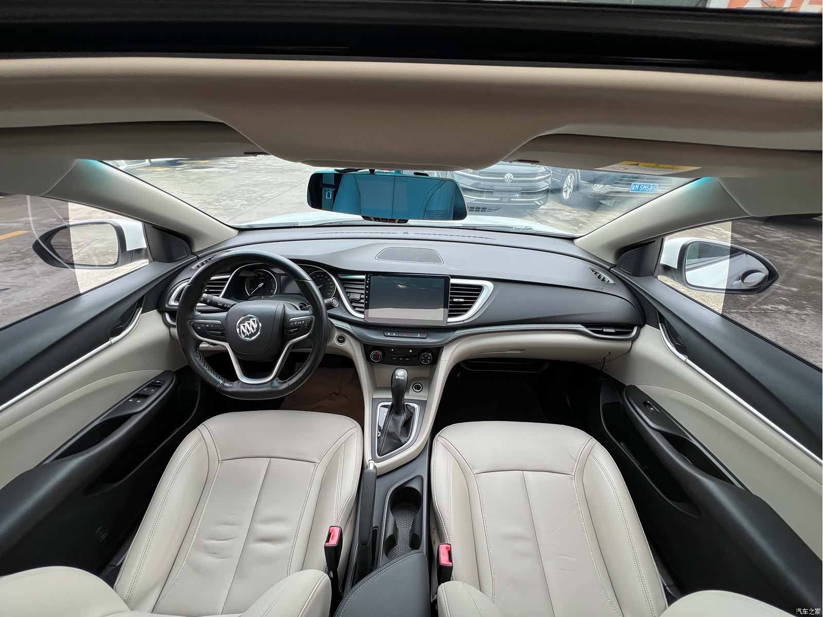 Buick V, 2017 12