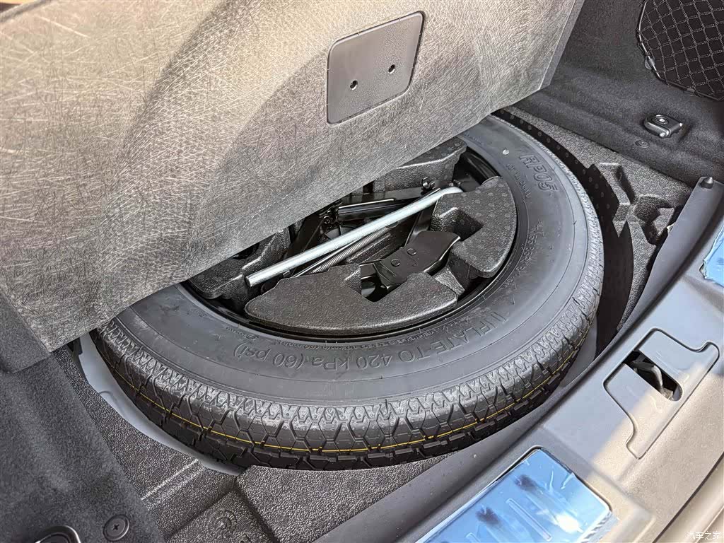 Land Rover Range Rover, 2024 28