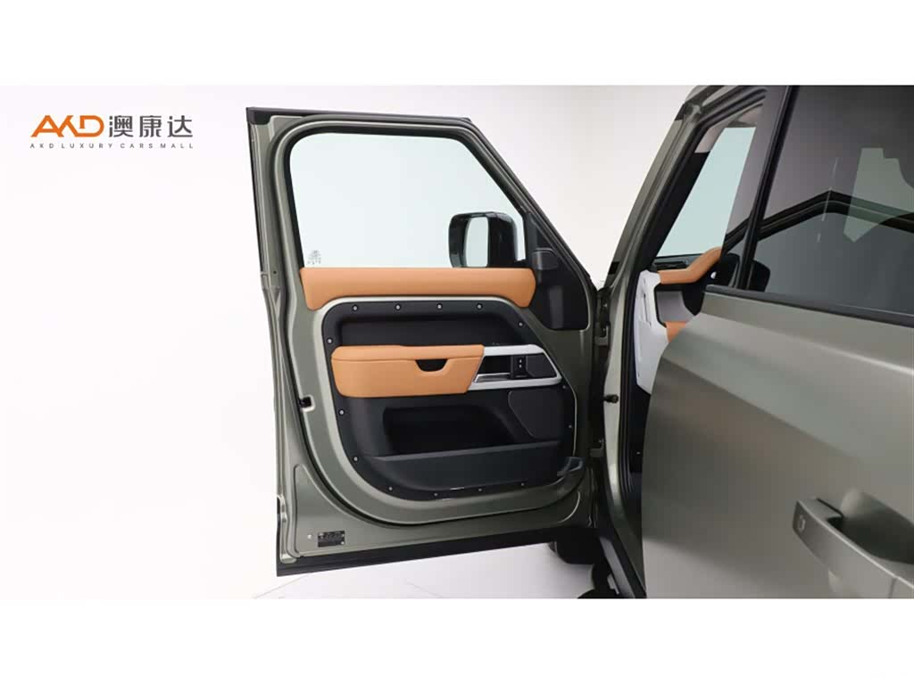 Land Rover Defender, 2023 10