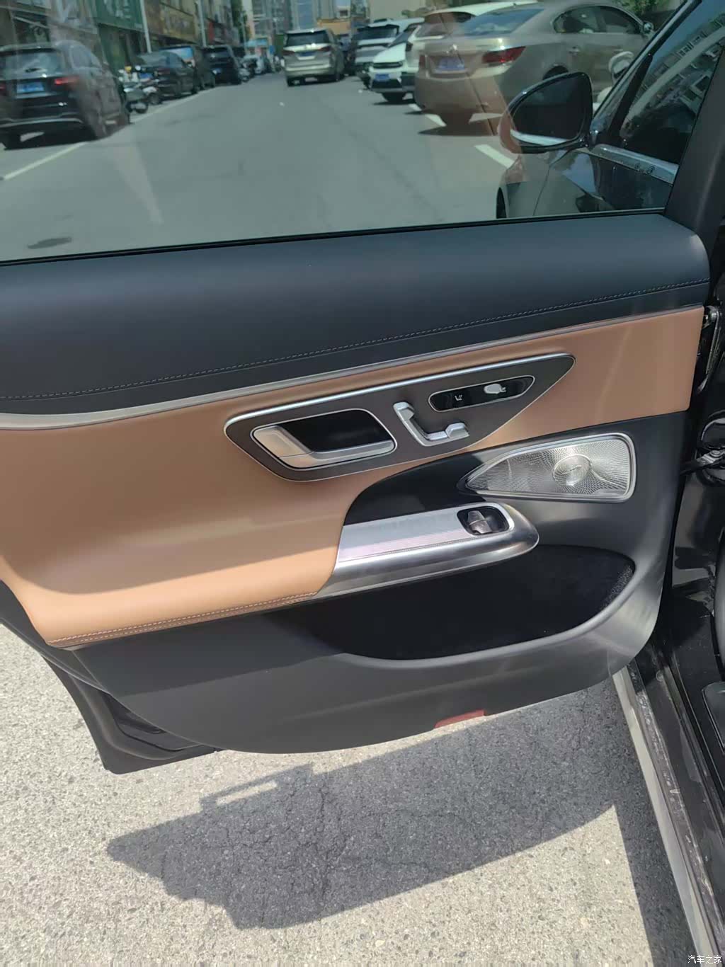 Mercedes-Benz E-Class, 2026 7
