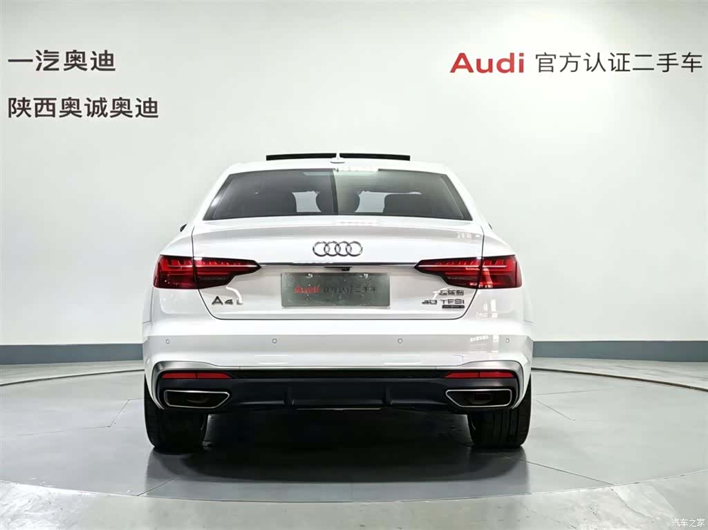 Audi A4L, 2021 все фото