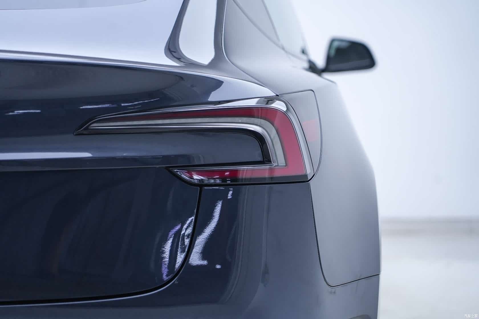 Tesla Model 3, 2024 13